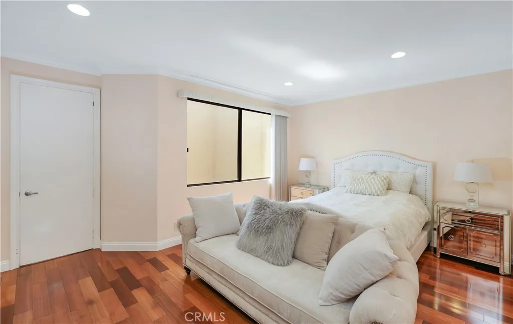 2235 Century Hill, Los Angeles, California 90067 home-pic-31